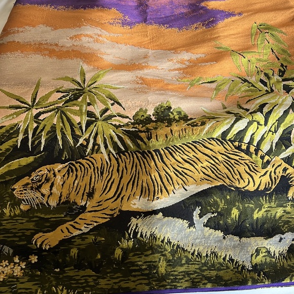 Marccain woven skirt green , orange and purple - Picture 3 of 5